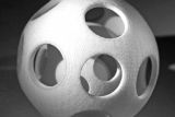 Evonik bringt neues Kunststoffpulver für 3D-Druck-Anwendungen im höheren Temperaturbereich auf den Markt